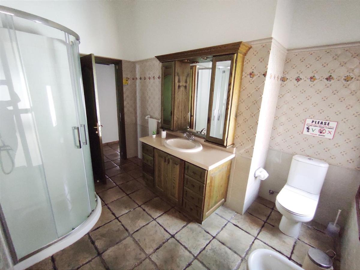 Cercado Del Medio, Chalet Con Piscina Privada 아데제 외부 사진