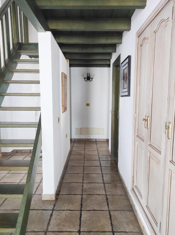 Cercado Del Medio, Chalet Con Piscina Privada 아데제 외부 사진